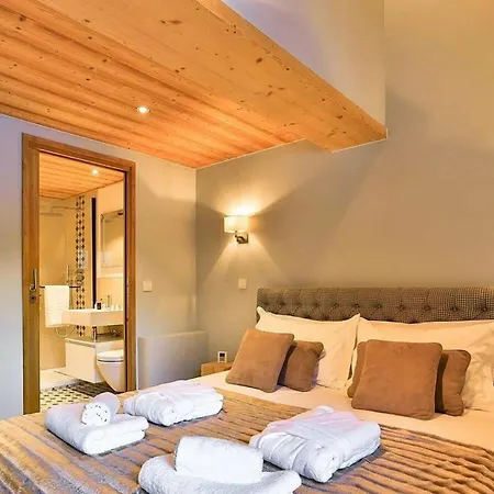 Kreuzneg Chalet Charming Alpine Escape With Scenic Views Chalet *