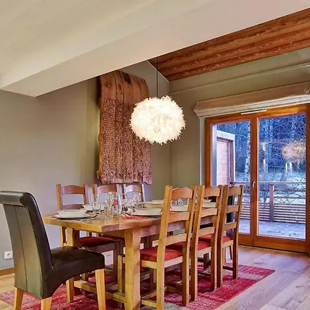 Chalet Kreuzneg Chalet Charming Alpine Escape With Scenic Views Grindelwald
